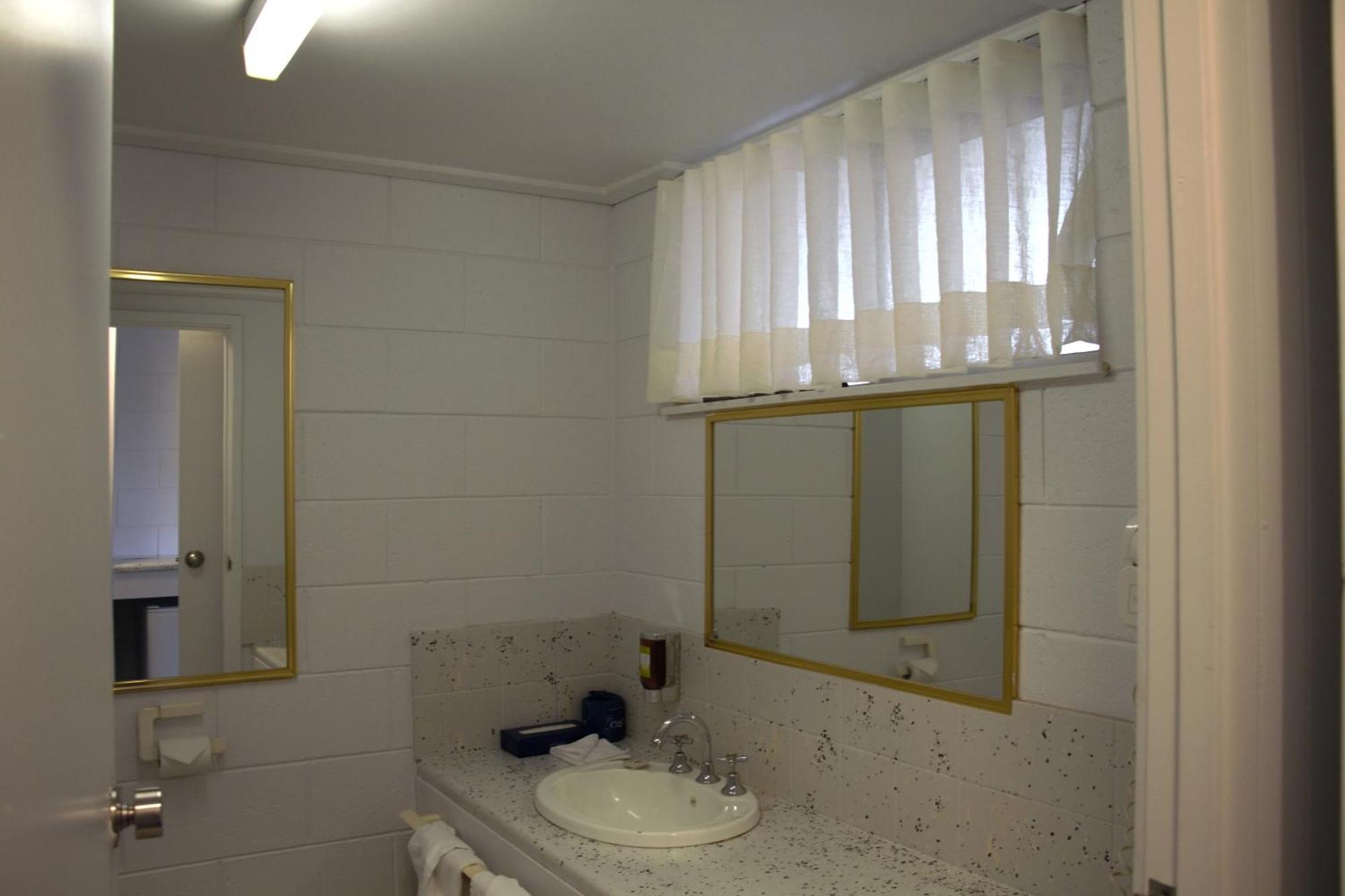Bendigo Motor Inn Kangaroo Flat エクステリア 写真