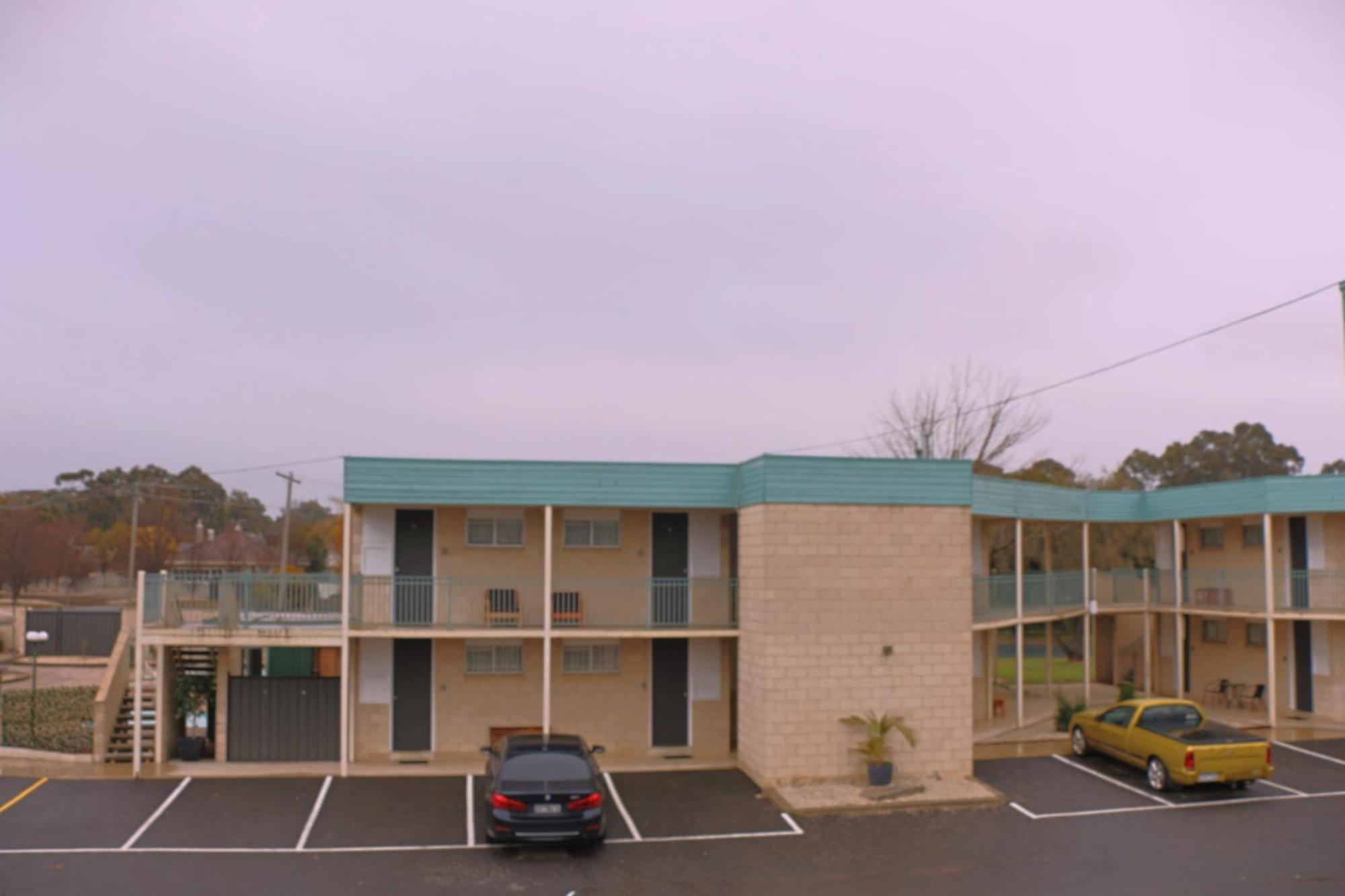 Bendigo Motor Inn Kangaroo Flat エクステリア 写真
