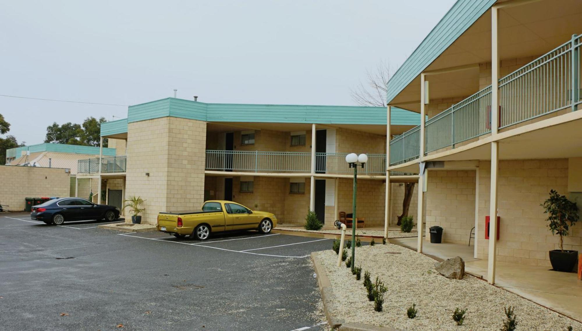 Bendigo Motor Inn Kangaroo Flat エクステリア 写真